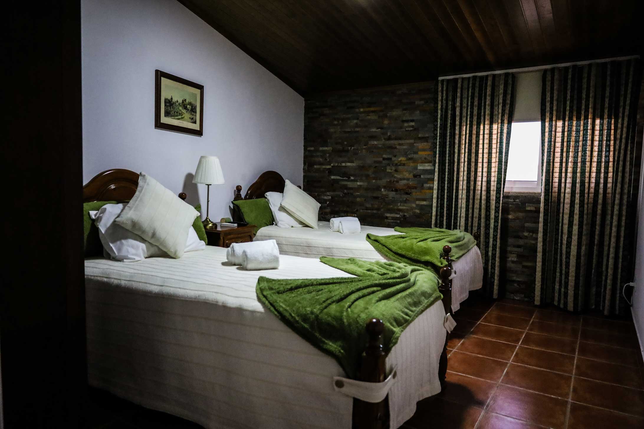 quinta-vale-da-pereira-quarto-casa-do-sobreiro-img-7